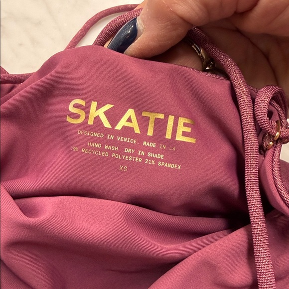 Skatie NWT Raye One Piece Swimsuit in Meadow Size XS - Picture 4 of 8